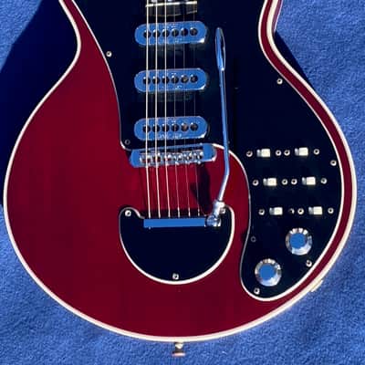 Guild Brian May Signature 1993 - Red see trough body image 3