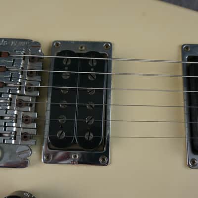 Fernandes/Burny BSV-70 The Function Flying V Short Scale image 10