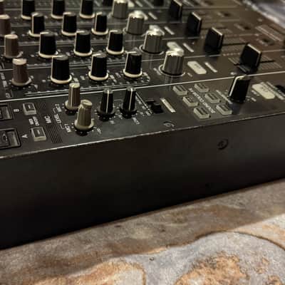 Pioneer DJM-900NXS2 4-channel DJ Mixer with Effects 2010s - Black image 10