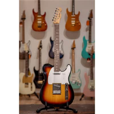 FENDER Standard Telecaster 3-Color Sunburst image 3