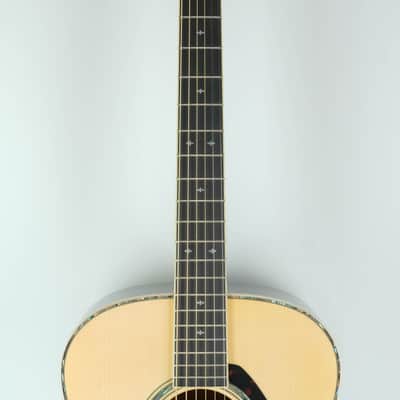 Yamaha LL16RDHC Dreadnought Natural image 2