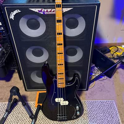 Squier Classic Vibe '70s Precision Bass 2020 - Present - Walnut image 1