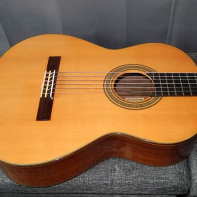 MADE IN 2002 - RYOJI MATSUOKA MH100 - VERY LOVELY HAUSER STYLE CLASSICAL GUITAR image 5
