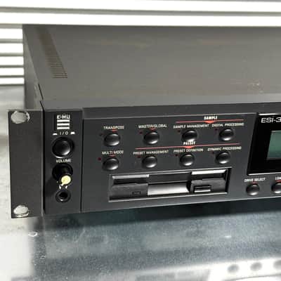E-MU Systems ESI-32 Rackmount 32-Voice Sampler image 5