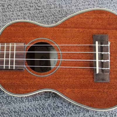 Kala KA-SLNG Mahogany Soprano Long-Neck Ukulele image 12