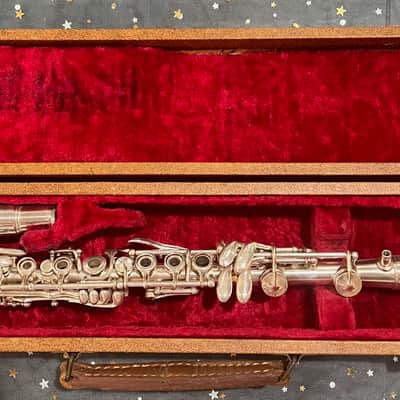 H.Bettoney "Silva Bet" Metal Clarinet 1930-40 - Silver image 1
