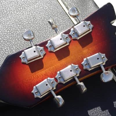 Mosrite The Ventures 1988 signed by Semie Moseley image 7