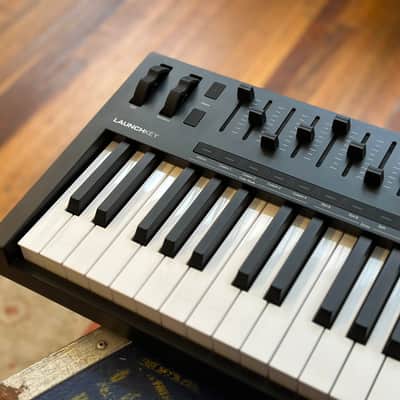 Novation Launchkey 49 MK4 image 4