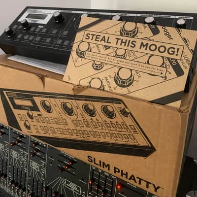Moog Slim Phatty 2010s - Black image 9