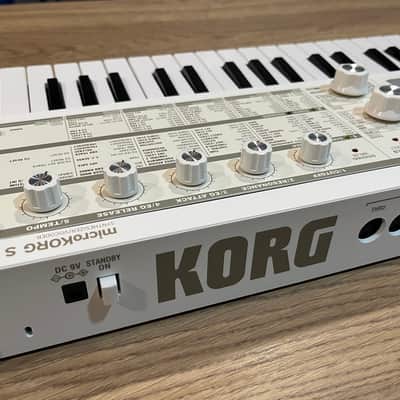 Korg microKORG S 37-Key Synthesizer/Vocoder White image 5