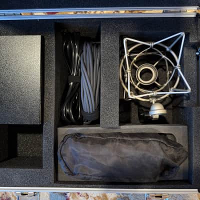 Neumann M 149 Large Diaphragm Multipattern Tube Condenser Microphone 1999 - Present - Nickel image 2