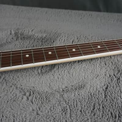 Fender MIJ Traditional ‘60s Jazzmaster MH Sherwood Green Metallic Kinko Music FSR 2026 - Matching Headstock image 12