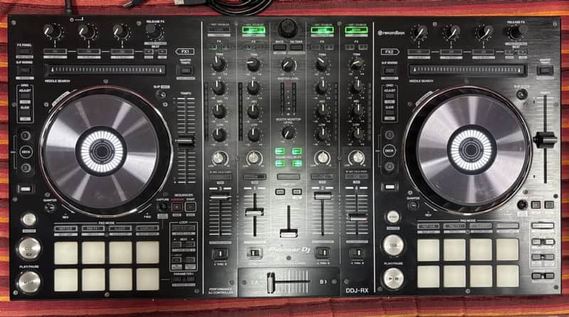 Pioneer DJ DDJ-RX DJコントローラ Pioneer DDJ-RX - rekordbox DJ Controller | Reverb