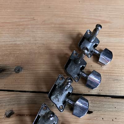 Yamaha Pacifica 012 Chrome Guitar Machine Heads Tuners 6 - in - line image 8