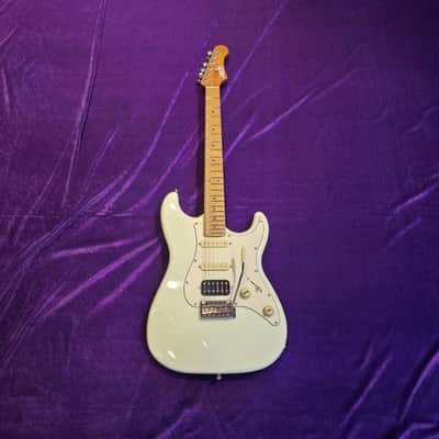 Jet Guitars JS-400 JS400 OW, HSS Ceramic pickups, solid basswood body, 22 frets roasted maple neck, 2 point tremolo Free Setup image 2