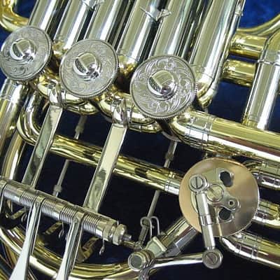 New Alexander 103MAL-HG Double French Horn in Yellow Brass, Hand Hammered Bell Spout, Detachable Bell Flare;with Mouthpiece,Care Kit image 7