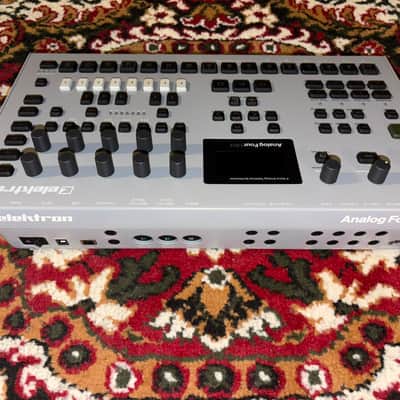 Elektron Analog Four MKII 4-Voice Tabletop Analog Synthesizer 2017 - Present - Grey image 5