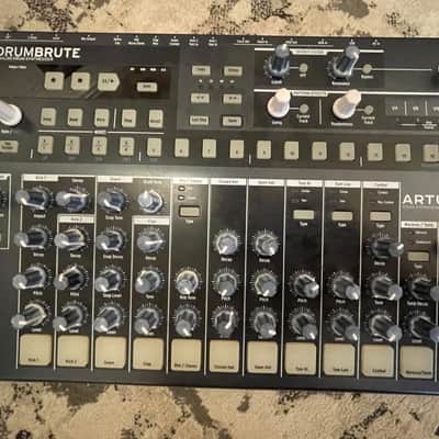 Arturia DrumBrute 2017 - 2021 - Black