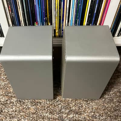 Vintage Realistic Minimus-7 Silver Bookshelf Speaker Pair Radio Shack TESTED ✅ image 6