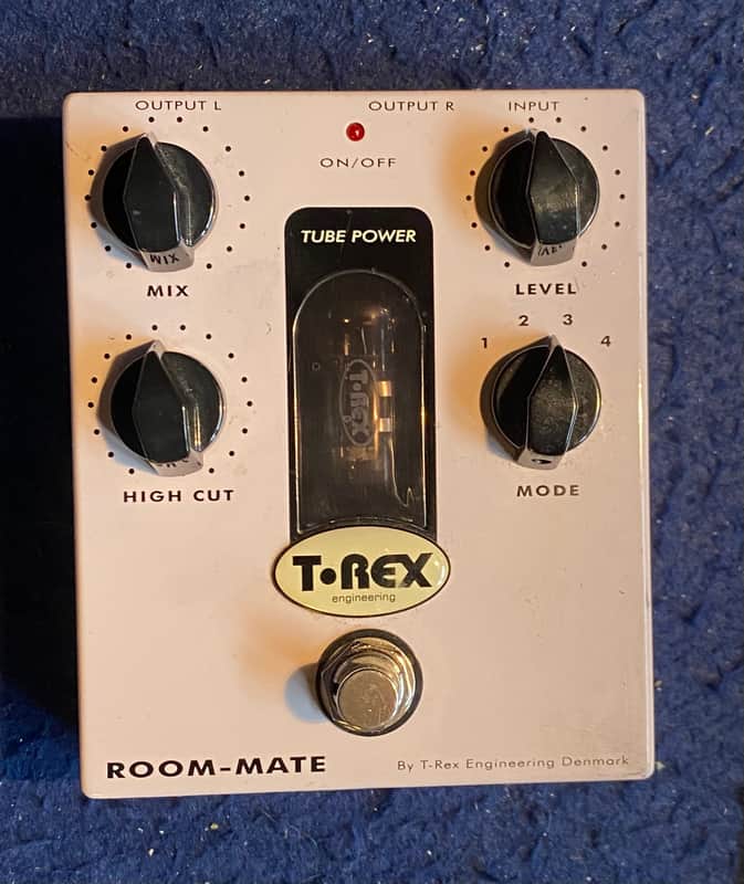 T-Rex Room-Mate V1 - pale pink - 2010 image 1