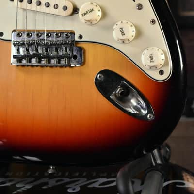 Fender Stratocaster 1965 - Sunburst image 6