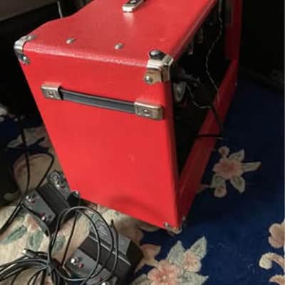 Rivera Custom - Red image 3