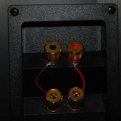 JBL ES90 modern tower speakers image 8