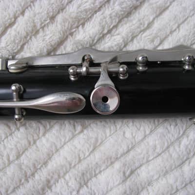 Bundy Selmer Clarinet Semi Plateau Partially closed Keys 70's? - black ploshed image 5