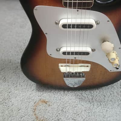Kent/Guyatone Polaris II (545) 1964-65 - 3- Colors Sunburst image 3