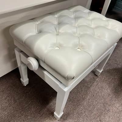 WILH.STEINBERG P118CW Upright Piano White - white snow image 11