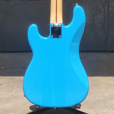 Fender Made in Japan Limited International Color Precision Bass®, Rosewood Fingerboard, Maui Blue image 8