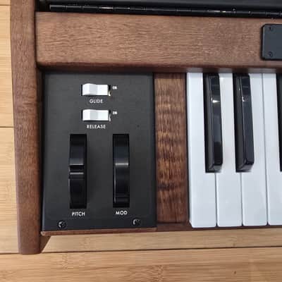Immagine Moog Minimoog Voyager XL 61-key Analog Synth 2016 - Black and Wood - 5