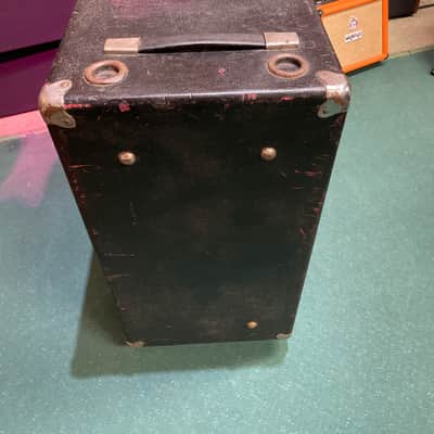 Ampeg  V-4 Cabinet image 5