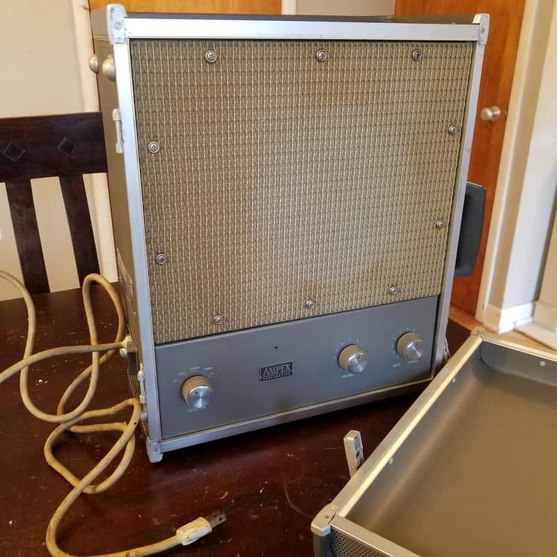 Ampex All original mono PP 6V6 tube combo amp A-692 10 Watt JBL AlNiCo 8" speaker guitar suitcase 1960s image 1