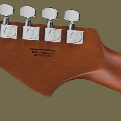 Fender Acoustasonic Standard Jazzmaster - Honey Burst image 5