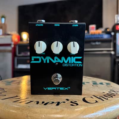 Vertex Dynamic Distortion image 1