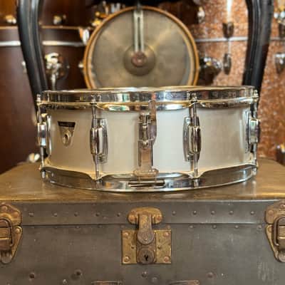 VINTAGE 1970's Ludwig 5x14 Standard Aluminum image 2