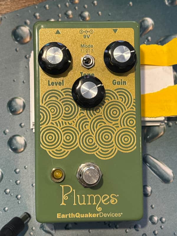 EarthQuaker Devices Plumes Small Signal Shredder