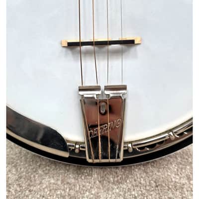 Deering Sierra 17 Fret Short Scale Tenor Banjo - Excellent w/ Hard Case image 4
