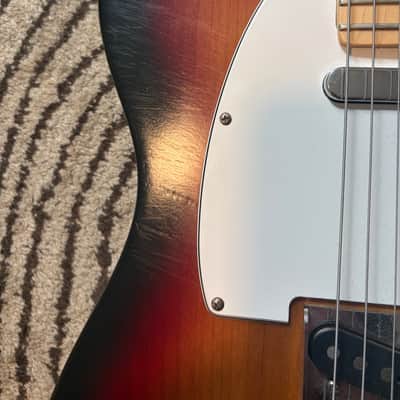 Fender Highway One Telecaster with Maple Fretboard 2003 - 2005 - 3-Color Sunburst image 4