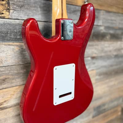 Fender MiM Stratocaster Crimson Red Sparkle 1995 image 8