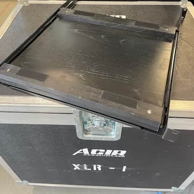 Middle Atlantic Products SSL 1U Low Profile Sliding Rack Tray w/added bumpers image 1
