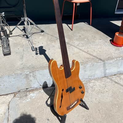 Immagine Fender PBAC-100FL Electric-Acoustic Fretless Precision Bass MIJ 1992 - 1994 - Vintage Natural - 1