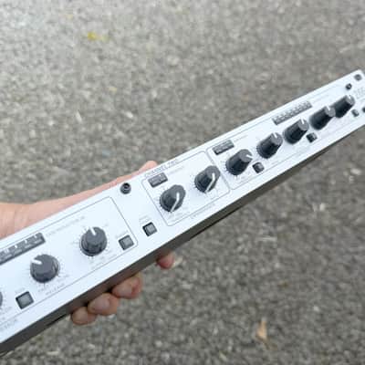 dbx 266xs Dual-Channel Compressor / Gate 2010s - Silver image 5