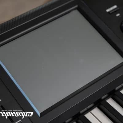 Korg Kronos 2 88-Key Digital Synthesizer Workstation image 8