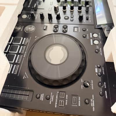 Immagine Pioneer XDJ-RX3 2-Channel Rekordbox / Serato All-In-One DJ System 2021 - Present - Black - 4