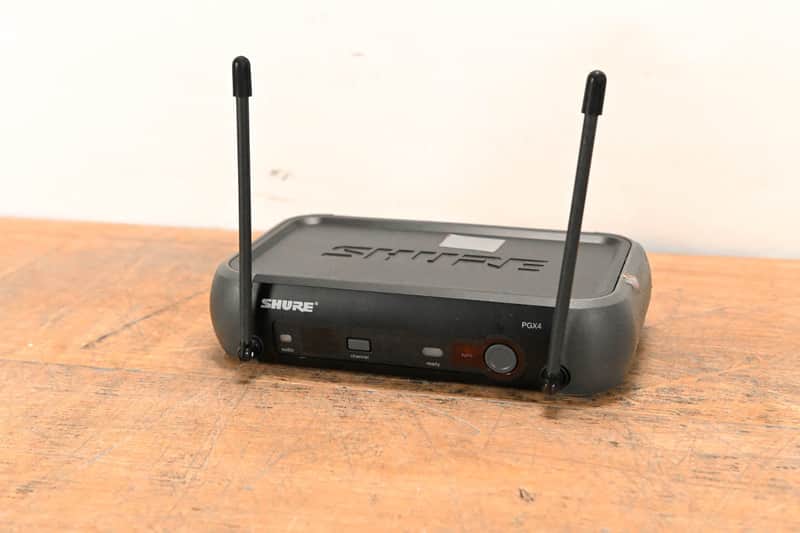 Shure PGX4 Wireless Diversity Receiver - H6 Band: 524-542 MHz (NO PSU) CG01QYQ image 1