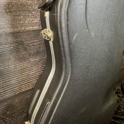 Fender Molded Hardshell bass case (Philadelphia, PA) image 4
