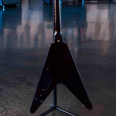 GIBSON GUITAR OF THE MONTH  50TH ANNIVERSARY FLYING V 2008 - BRIMSTONE BURST WITH CASE image 6