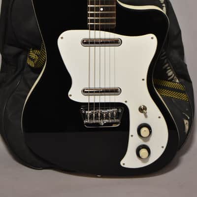 2013 Danelectro The '67 Dano Black w/Gig Bag image 2